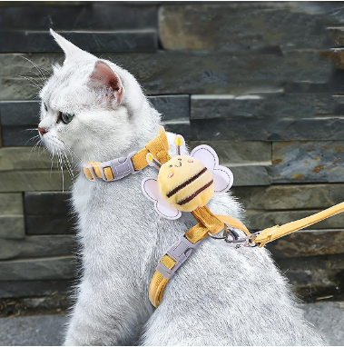 Harnais chic pour chats aventuriers